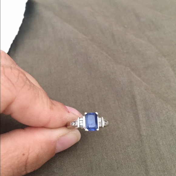 Sapphire and diamond ring