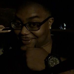 Meet your Posher, Victor