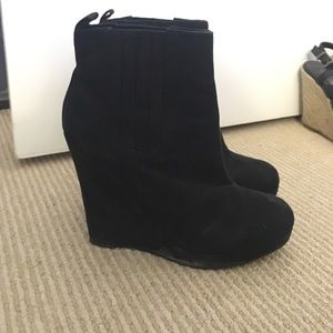 H&M Black Nubuck Wedges