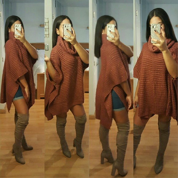 ▪LAST ONE▪"On the go" Poncho NWOT - Picture 2 of 6