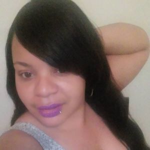 Meet your Posher, Monique