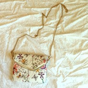 SALE 🌸🌷 Unique floral & butterfly handbag purse