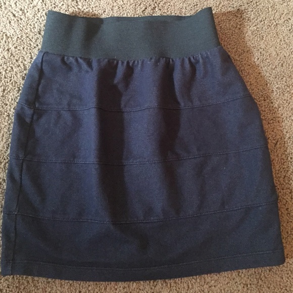 Forever 21 Dresses & Skirts - Sale🎉Forever 21 stretch skirt