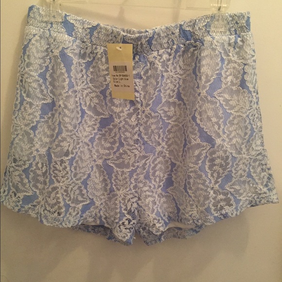 Women's lace shorts