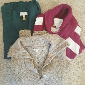 Bundle of 3 American Eagle sweaters