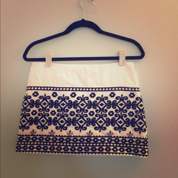 Tibi Mini-Skirt, White w Black Embroidery Size 4 - Picture 1 of 4
