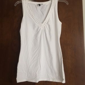 Sleeveless Shirt