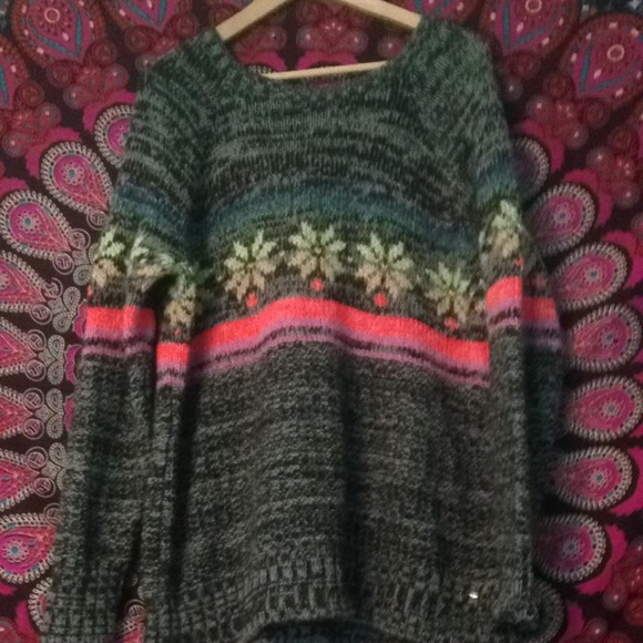 American eagle sweater