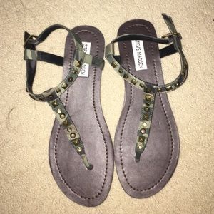 Steve Madden army print studded sandals