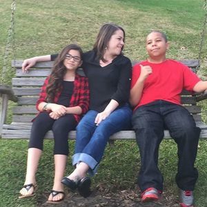 Meet your Posher, Crystal