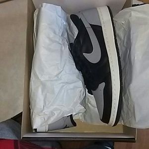 Jordan 1 shadow low
