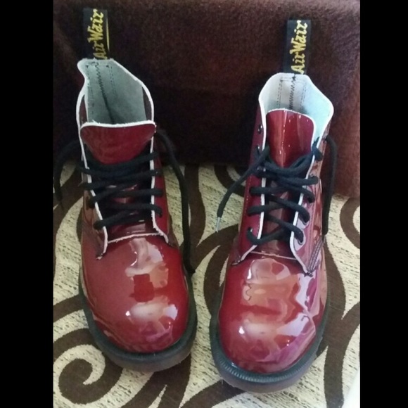 👣👣DOC MARTEN BOOTS👣👣