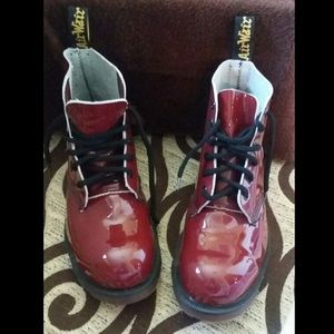 👣👣DOC MARTEN BOOTS👣👣