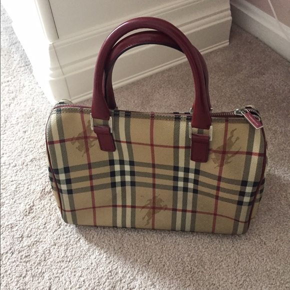 Small Burberry handbag - Picture 1 of 4