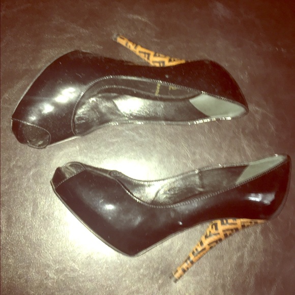 100% authentic Fendi heels