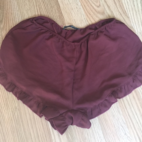 SOLD Brandy Melville maroon Vodi Shots