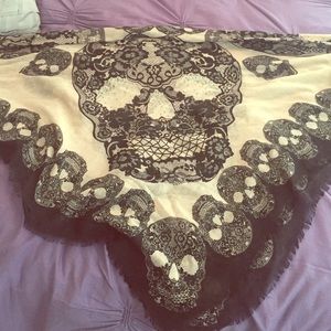 Express embellished skull scarf