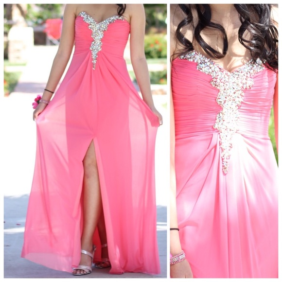 Prom/Ball Dress 💖