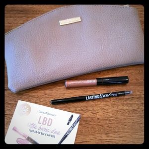 Bare minerals moxie lip gloss lasting line LBD set