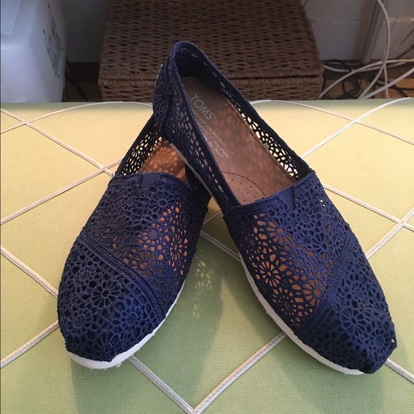 TOMS never worn!