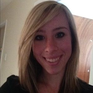 Meet your Posher, Olivia