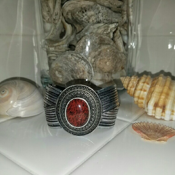 Premier Bracelet