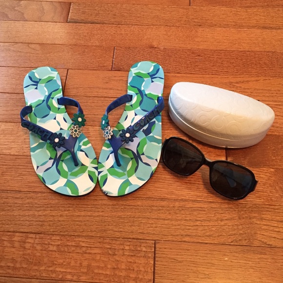 Coach flip flops