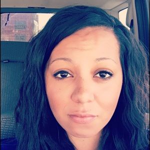 Meet your Posher, Lacey