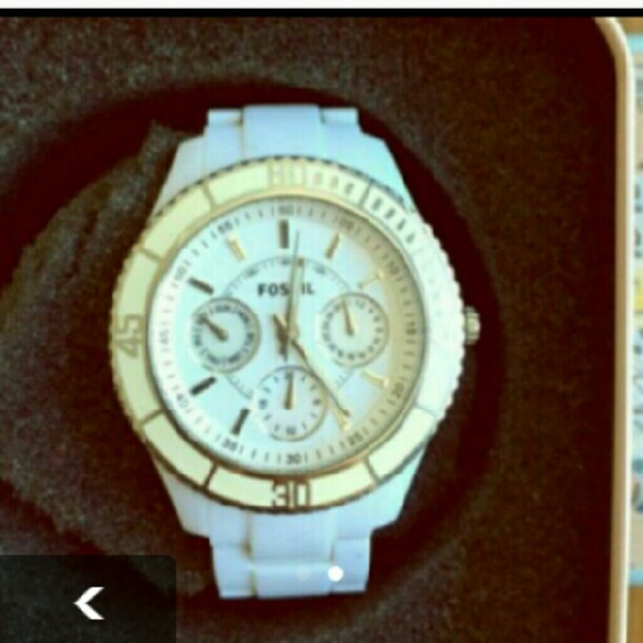 White Fossil watch...needs battery