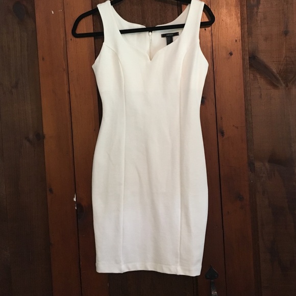 Never worn! Sweetheart neckline white bodycon