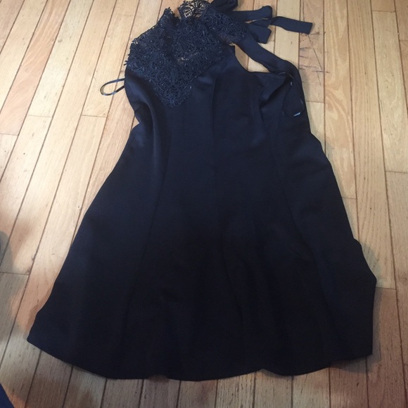 PRICE DROP NWT Forever 21 Halter Scuba Dress Sz L