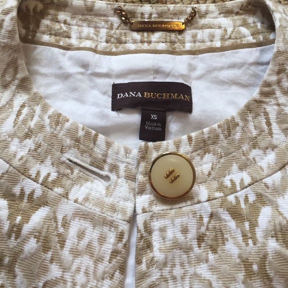 Short Sleeved Blazer Jacket- Size XS - Picture 2 of 4