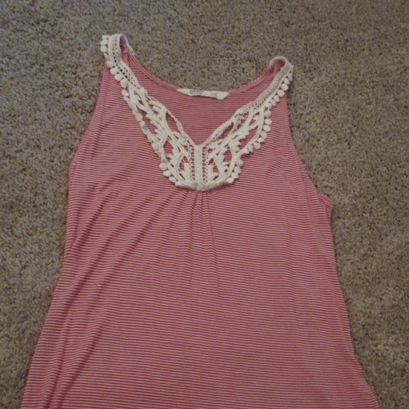Old navy tank top - Picture 1 of 1