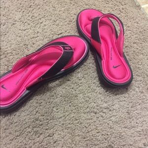 Nike flip flops