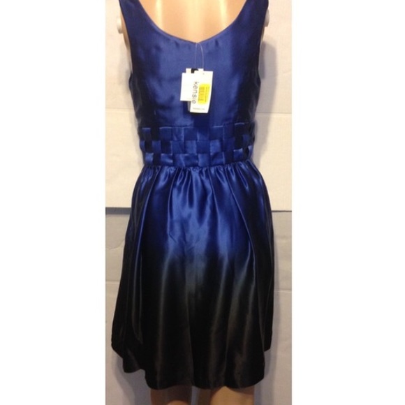 Beautiful Kensie dress. NWT! - Picture 3 of 3