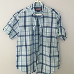 Vineyard Vine Men's shirt