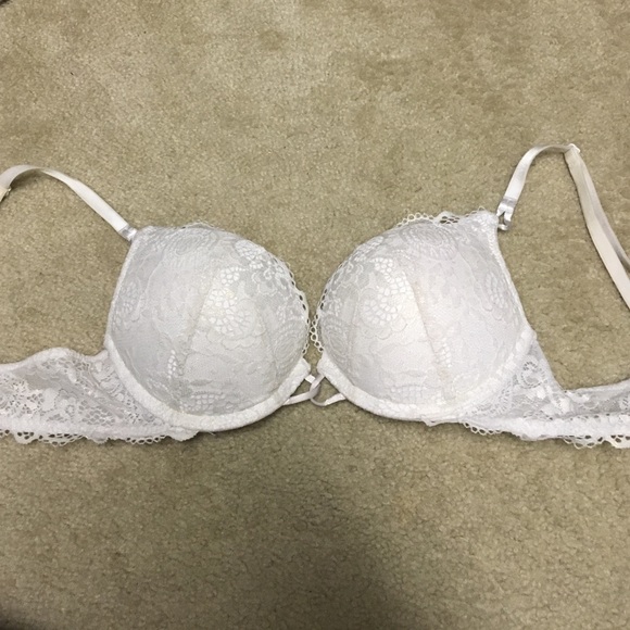 Victoria's Secret miraculous plunge bombshell 34a