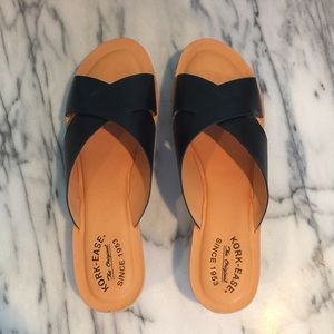 NWOT Kork Ease Black Leather and Cork Wedges Sz 10
