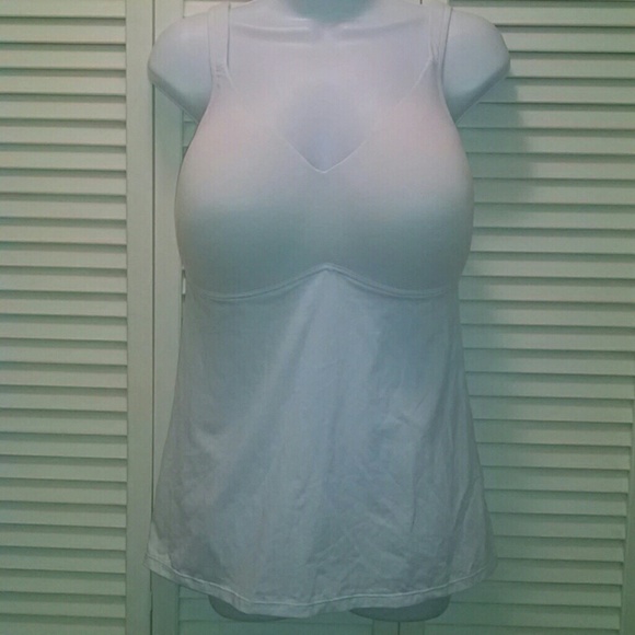 4 Bras/camis - Picture 4 of 4