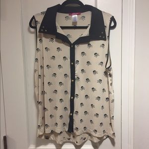 Skull and Crossed Bones Top