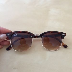 Ray Ban clubmaster classic brown lenses