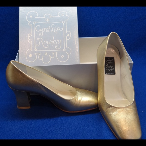 Cynthia Rowley gold heels in original box.
