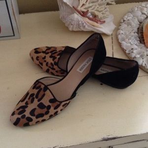 Steve Madden "Vamp" Leopard Flats