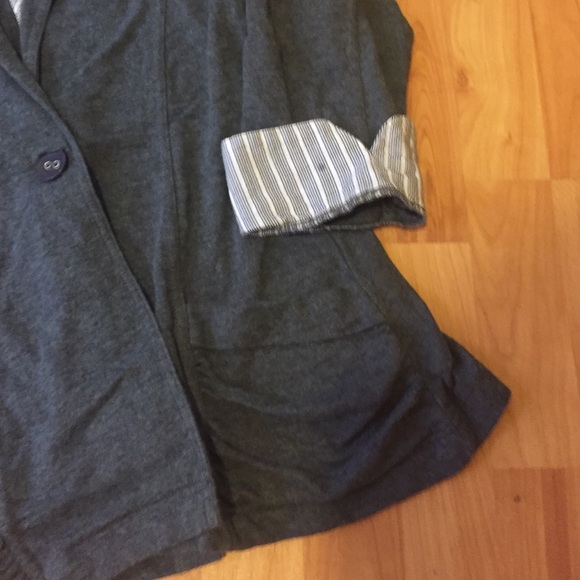 Size L Charcoal blazer - Picture 3 of 4