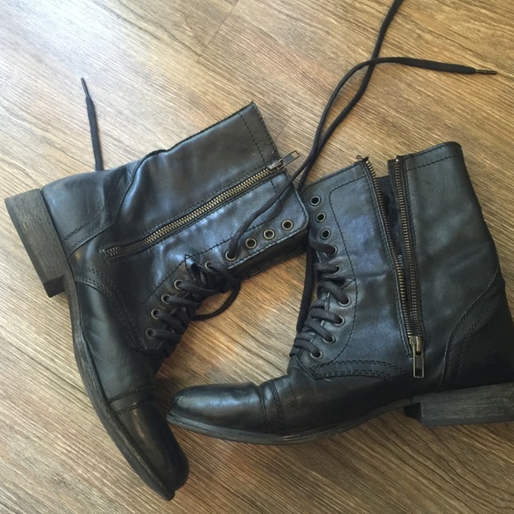 Troopa Steve Madden boots