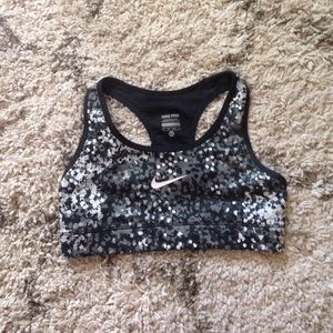 Nike Pro XS sports bra NWOT