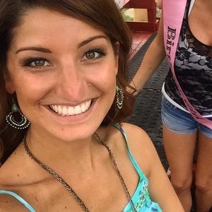 Meet your Posher, Jamie