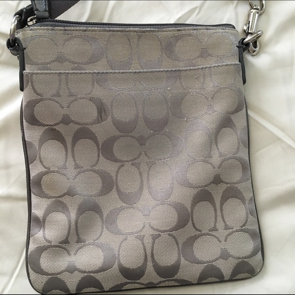 💜SALE💜 Coach gray cross body purse - Picture 3 of 4