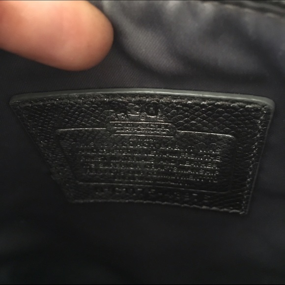 💜SALE💜 Coach gray cross body purse - Picture 4 of 4