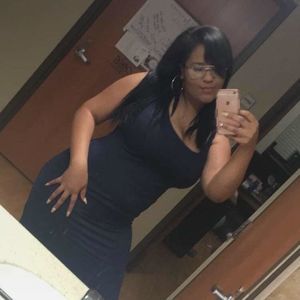 Meet your Posher, Adriana